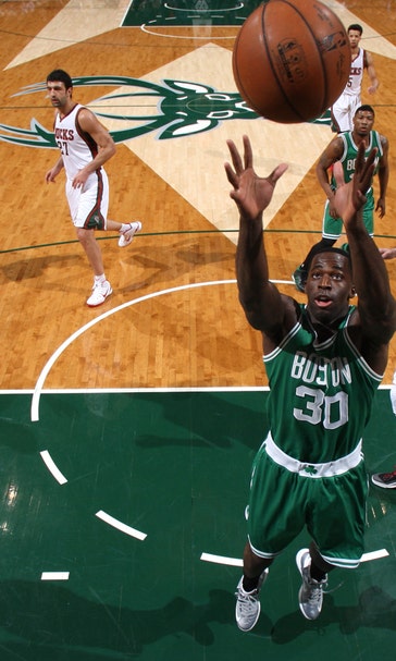 Celtics edge Bucks in regular-season finale, 105-100